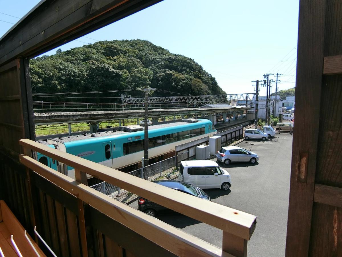 Minshuku Inn Shirahama Ekinoyado Exteriér fotografie